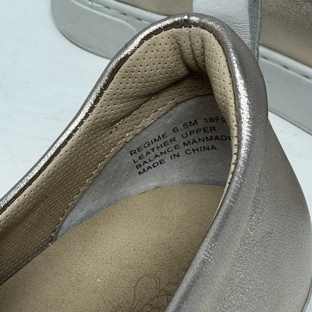 Naked Feet Regime Platform Lightweight Leather Womens‎ Shoes 6.5 Gold Metallic